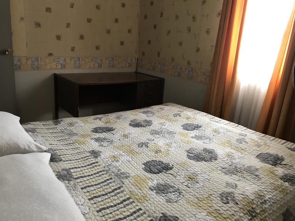 Hostal Torres Del Paine Punta Arenas Esterno foto