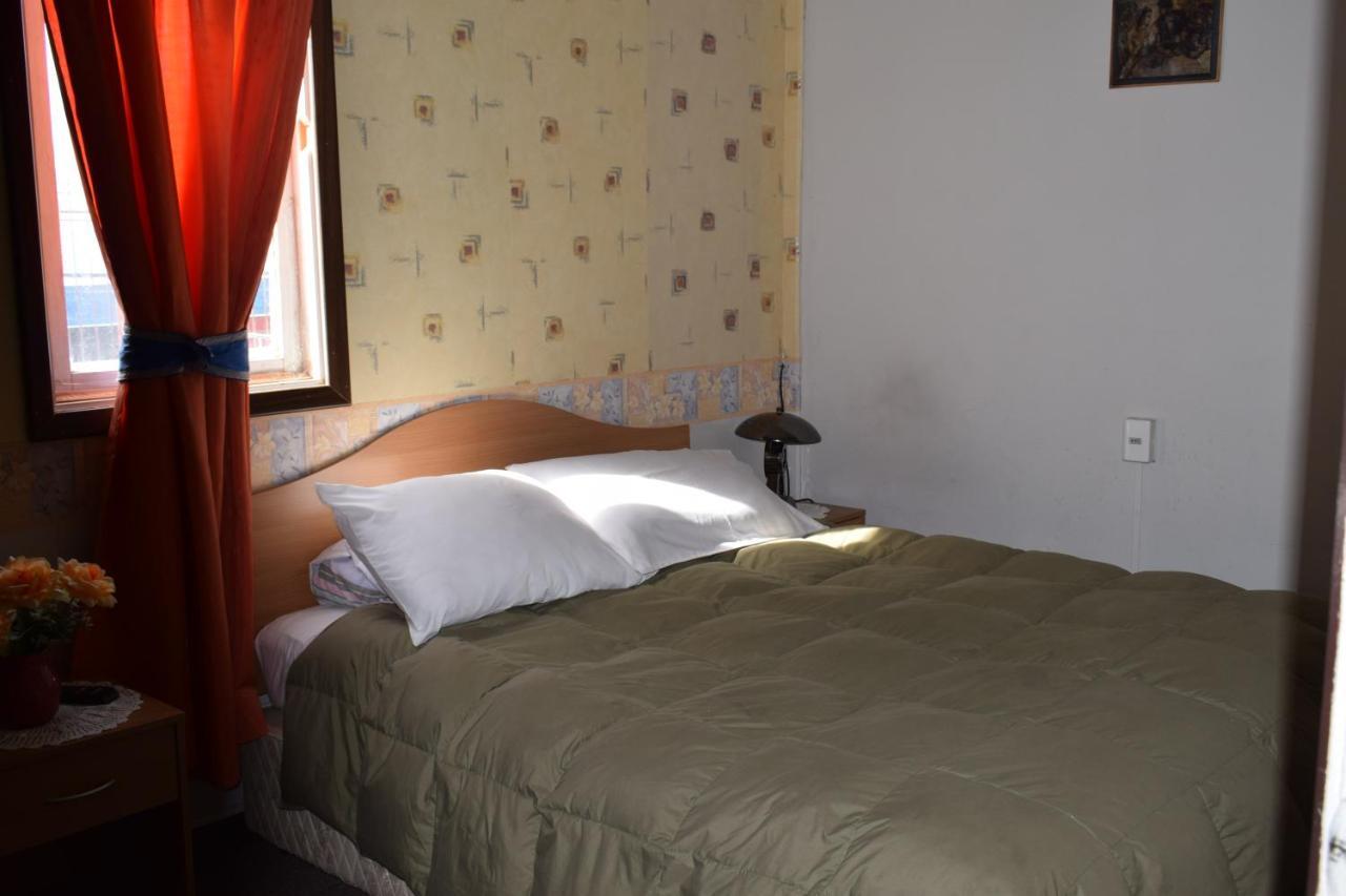 Hostal Torres Del Paine Punta Arenas Esterno foto