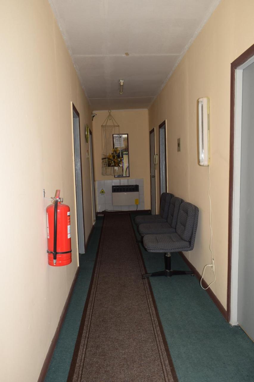 Hostal Torres Del Paine Punta Arenas Esterno foto